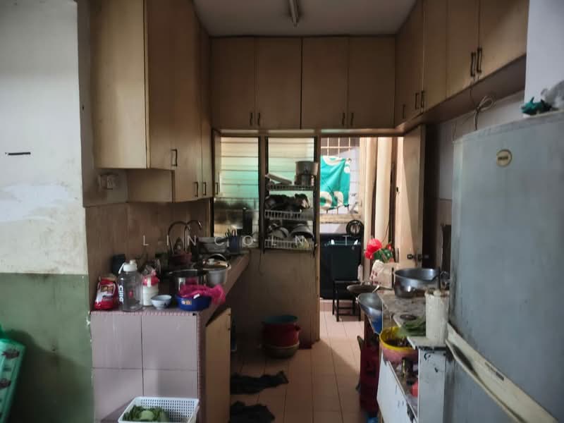 Apartment for Sale at Pangsapuri Bayu - Lincoln Tan - Kitchen - PropertyGuru.com.my