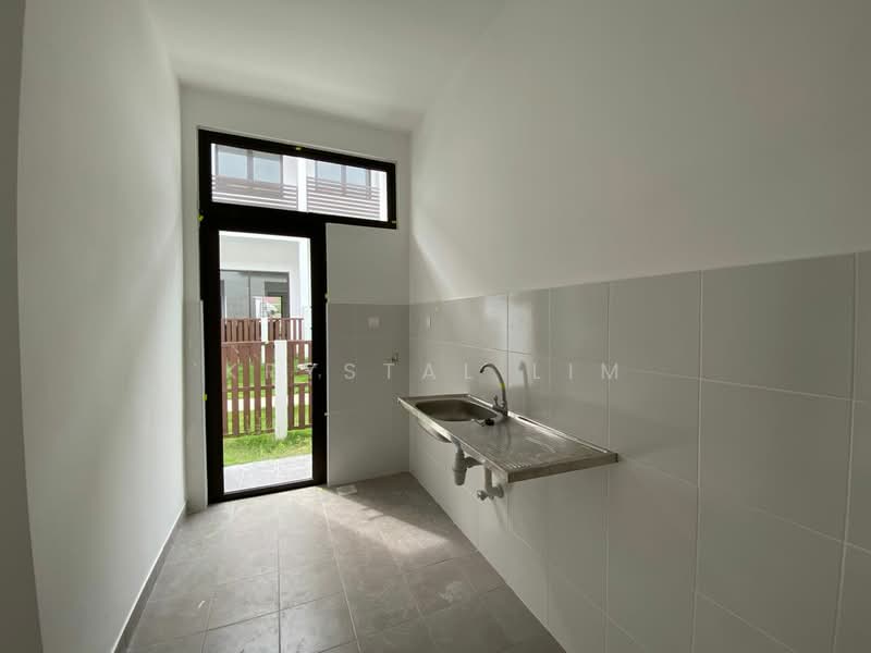 2-storey Terraced House for Sale in Sepang (Selangor) - Krystal Lim - Kitchen - PropertyGuru.com.my