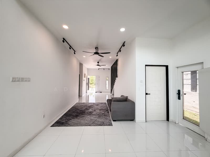 Bungalow for Sale in Sungai Merab (Dengkil) - Adilah Adib - Living Room - PropertyGuru.com.my