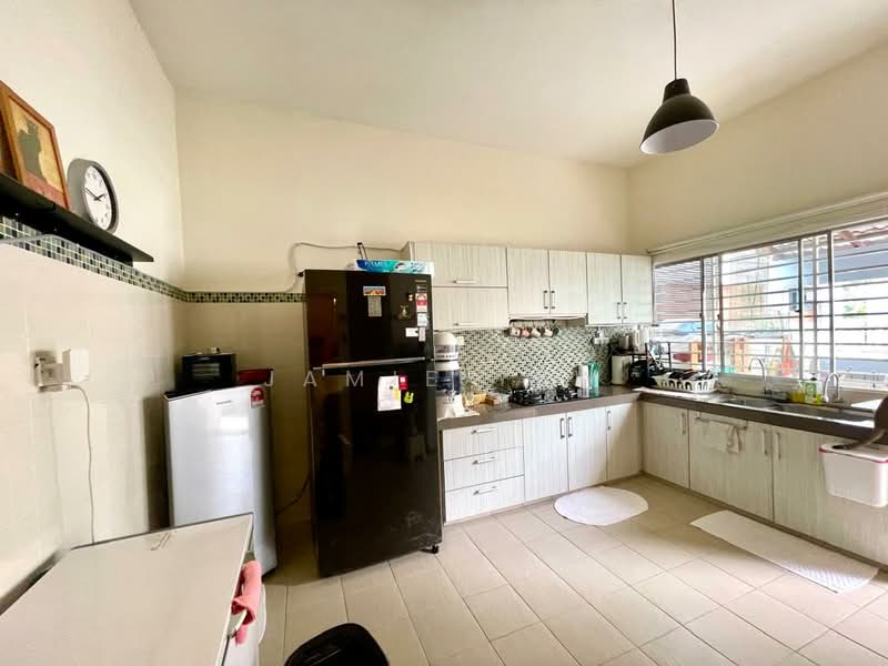 Taman Tun Dr Ismail untuk Untuk Disewa - RM 4,000 /bulan, Mac 2026 - Kitchen - PropertyGuru.com.my