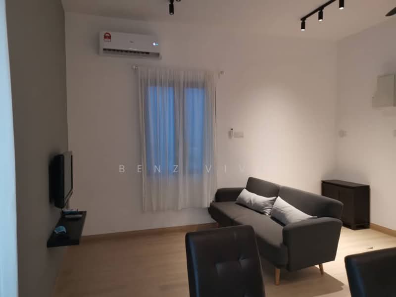 Servis Apartment untuk Dijual di The Grand Subang Jaya SS13 - Benz Viva - Living Room - PropertyGuru.com.my