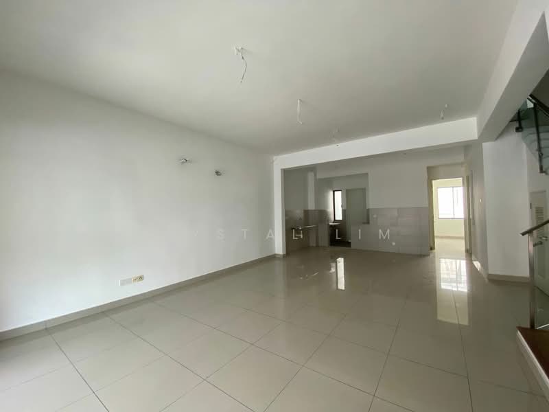 2-storey Terraced House for Sale in Cyberjaya (Selangor) - Krystal Lim - Living Room - PropertyGuru.com.my