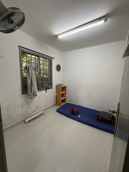 Semi-Detached House for Rent in Taman Abad (Johor Bahru) - Shawn Lim - Bedroom - PropertyGuru.com.my