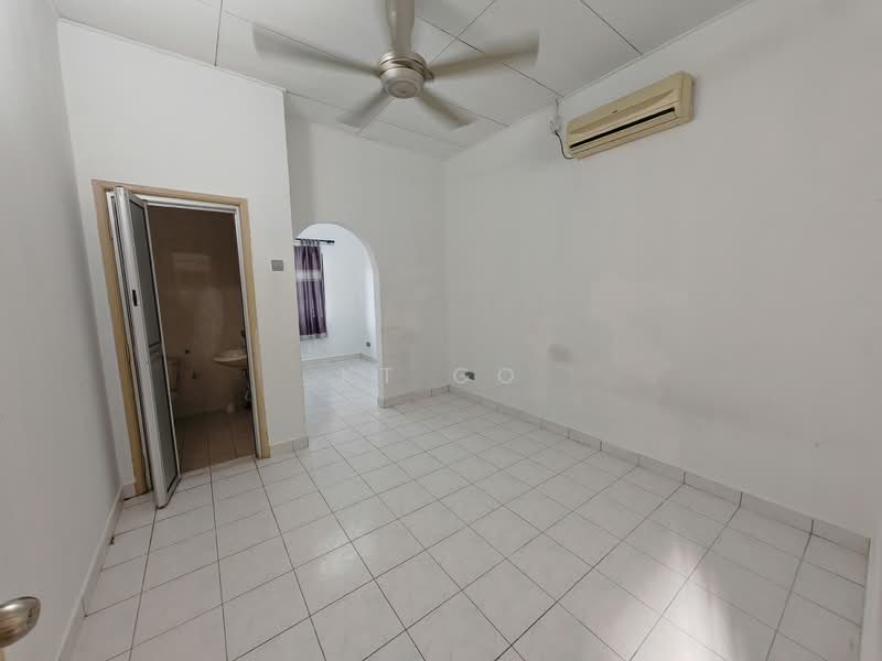 2-storey Terraced House for Sale in Bandar Bukit Puchong 2 (Puchong) - KT Go - Interior - PropertyGuru.com.my
