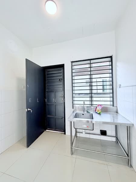 Ampang Saujana untuk Untuk Disewa - RM 2,500 /bulan, Mac 2026 - Kitchen - PropertyGuru.com.my