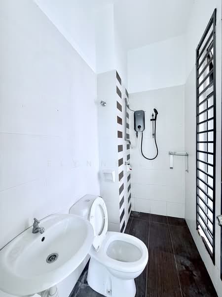 Ampang Saujana untuk Untuk Disewa - RM 2,500 /bulan, Mac 2026 - Bathroom - PropertyGuru.com.my