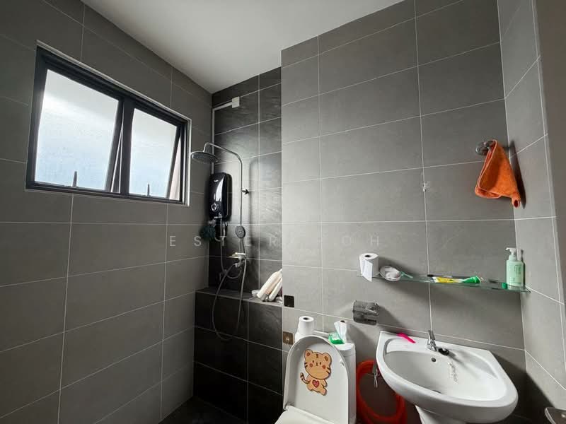 Seri Binjai untuk Untuk Dijual - RM 1,280,000, Mac 2026 - Bathroom - PropertyGuru.com.my