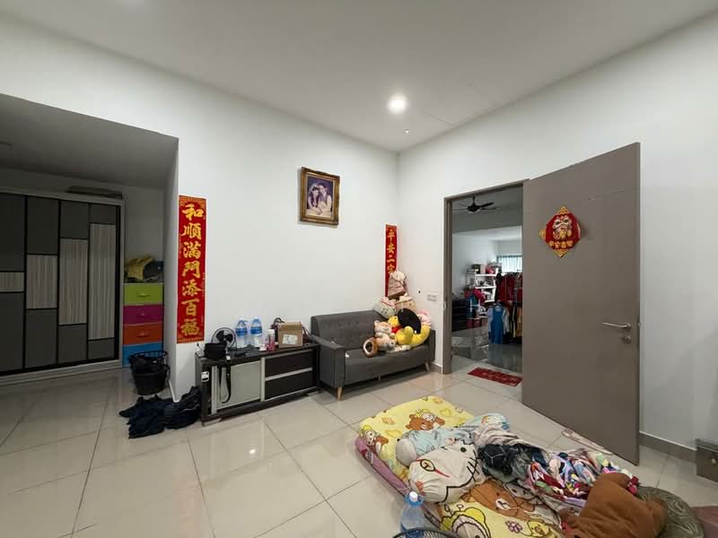 Seri Binjai untuk Untuk Dijual - RM 1,280,000, Mac 2026 - Living Room - PropertyGuru.com.my