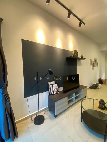 Kediaman Servis untuk Dijual di Reizz Residence - Rinna Khoo - Living Room - PropertyGuru.com.my