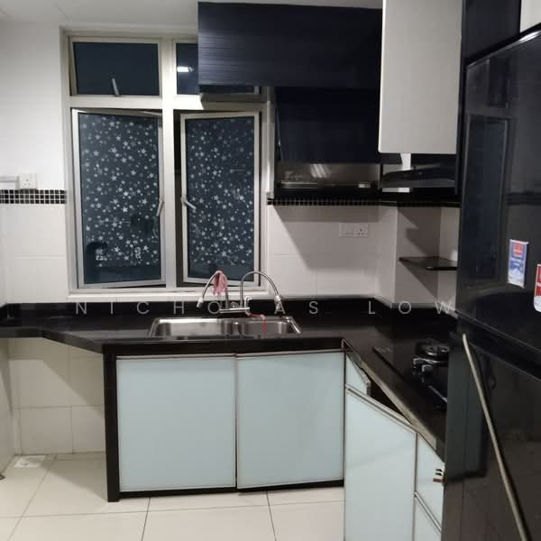 D'Ambience Residences (Pangsapuri Ikatan Flora) untuk Untuk Disewa - RM 2,100 /bulan, Mac 2026 - Kitchen - PropertyGuru.com.my