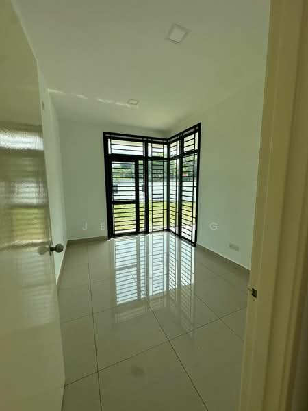 Cluster House for Sale in Taman Adda Heights (Tebrau) - Jet Pang - Interior - PropertyGuru.com.my