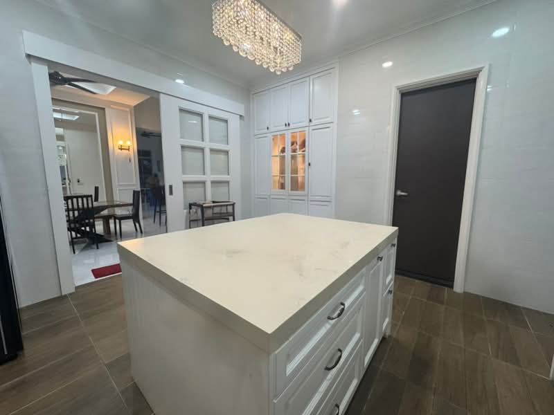 Cluster House for Sale in Taman Ekoflora (Johor Bahru) - Wan Ning - Kitchen - PropertyGuru.com.my