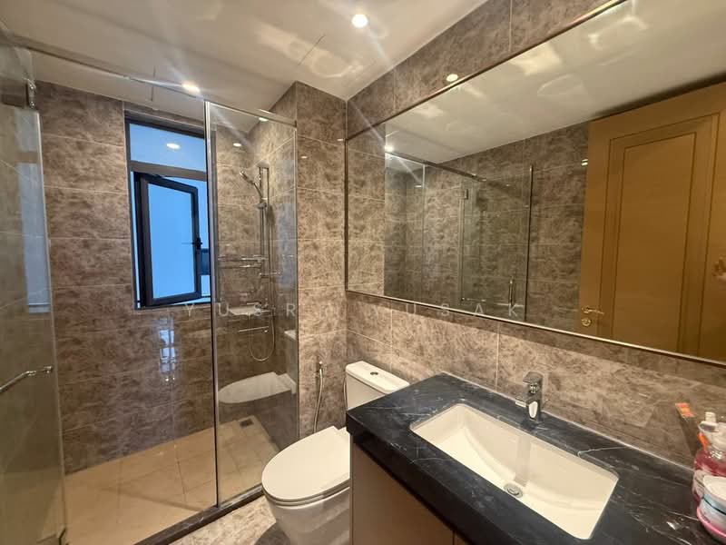 Service Residence for Rent at R&F Princess Cove Phase 2-Seine Region - Yusri Yusak - Bathroom - PropertyGuru.com.my