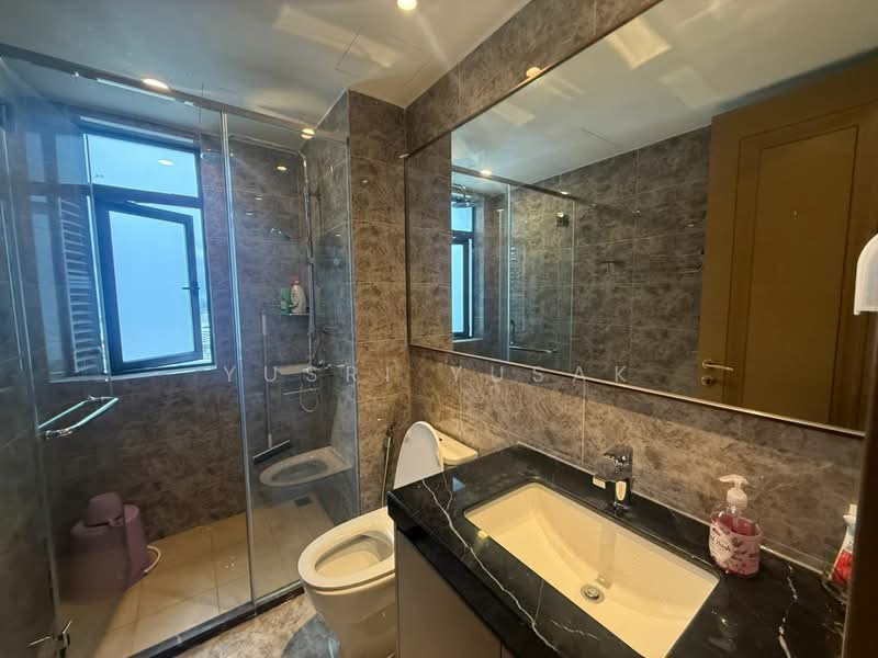 Service Residence for Rent at R&F Princess Cove Phase 2-Seine Region - Yusri Yusak - Bathroom - PropertyGuru.com.my