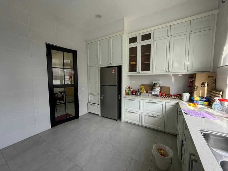2.5-storey Terraced House for Sale in Eco Botanic (Iskandar Puteri (Nusajaya)) - Kok Hui - Kitchen - PropertyGuru.com.my
