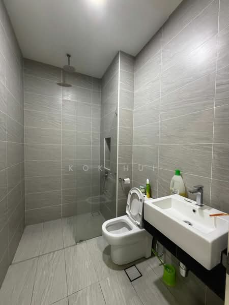 2.5-storey Terraced House for Sale in Eco Botanic (Iskandar Puteri (Nusajaya)) - Kok Hui - Bathroom - PropertyGuru.com.my