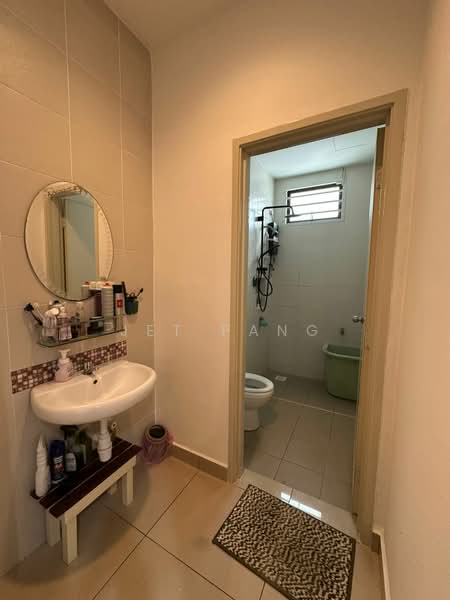 Cluster House for Sale in Taman Adda Heights (Tebrau) - Jet Pang - Bathroom - PropertyGuru.com.my