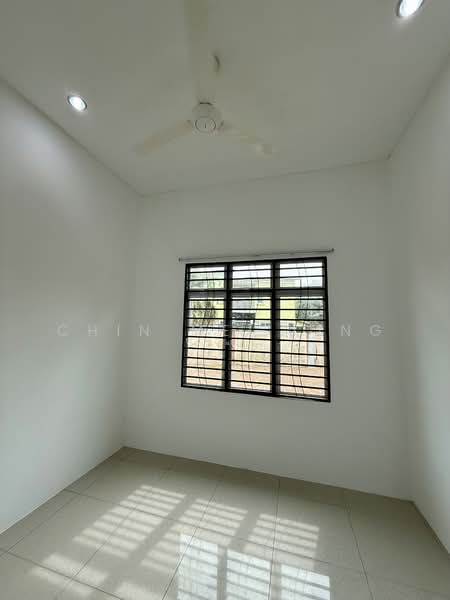 Bandar Warisan Puteri untuk Untuk Dijual - RM 568,000, Mac 2026 - Bedroom - PropertyGuru.com.my
