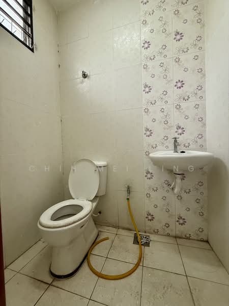 Bandar Warisan Puteri untuk Untuk Dijual - RM 568,000, Mac 2026 - Bathroom - PropertyGuru.com.my