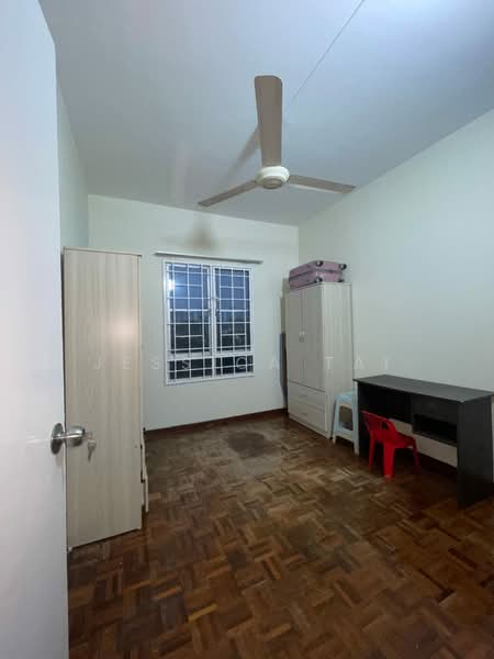 Apartment for Sale at Pangsapuri D’ Kiara - Jessica Tai - Bedroom - PropertyGuru.com.my