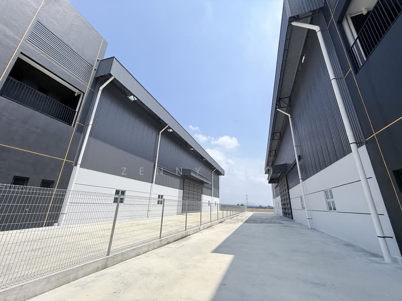 Factory for Rent in Ladang Bukit Kerayong (Kapar) - Zenny Lim - Exterior - PropertyGuru.com.my