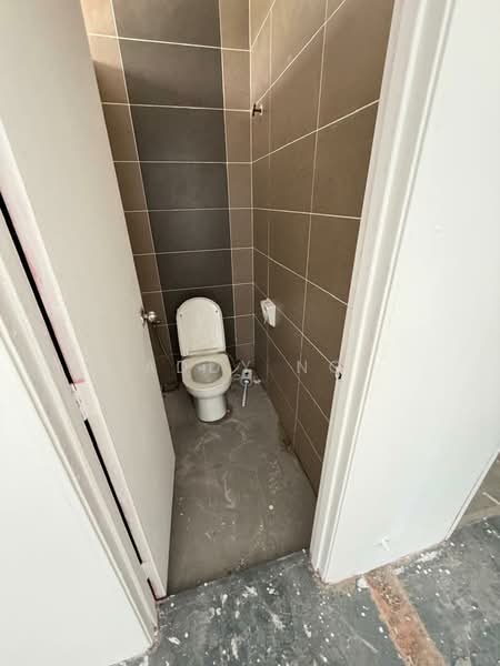 Shop / Office for Rent in Taman Taynton View (Cheras) - Addy Ng - Bathroom - PropertyGuru.com.my