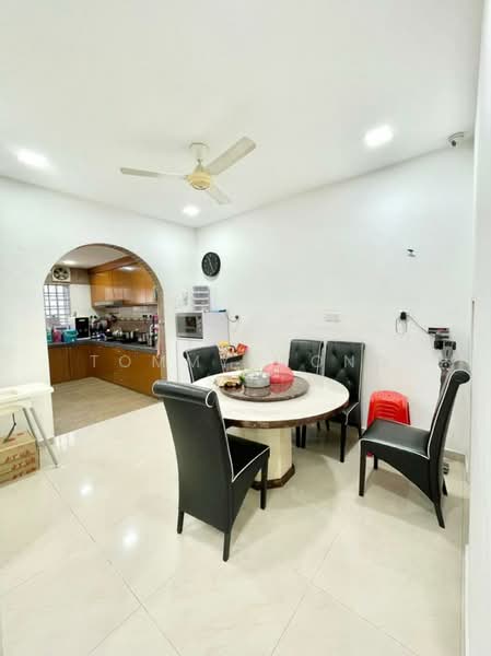 Bandar Mahkota Cheras untuk Untuk Dijual - RM 810,000, Mac 2026 - Kitchen - PropertyGuru.com.my