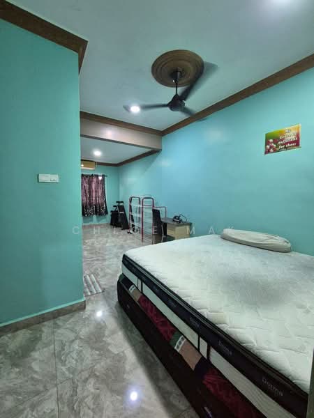 2-storey Terraced House for Rent in Taman Puteri Wangsa (Ulu Tiram) - Chloe Mak - Bedroom - PropertyGuru.com.my
