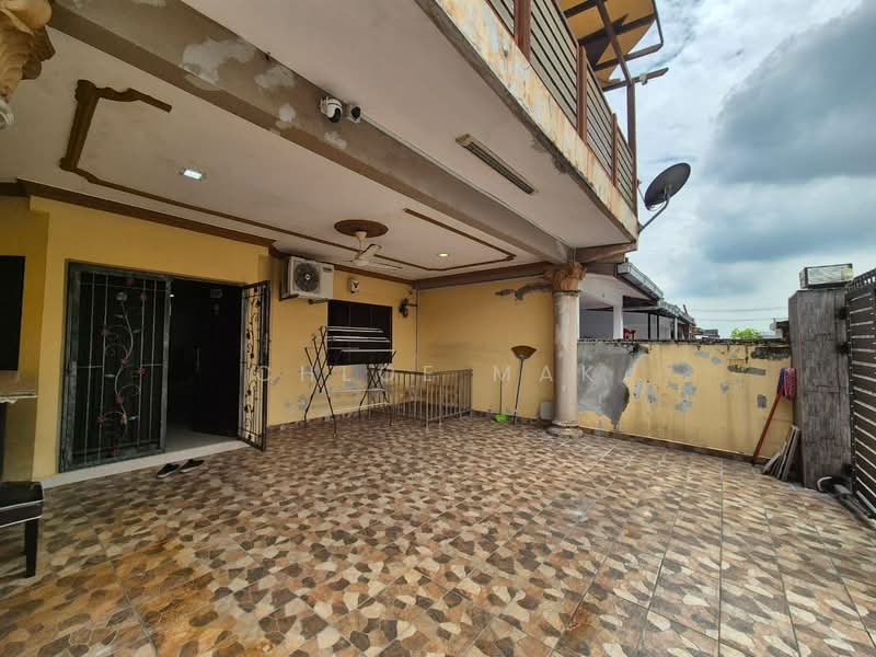 2-storey Terraced House for Rent in Taman Puteri Wangsa (Ulu Tiram) - Chloe Mak - Exterior - PropertyGuru.com.my