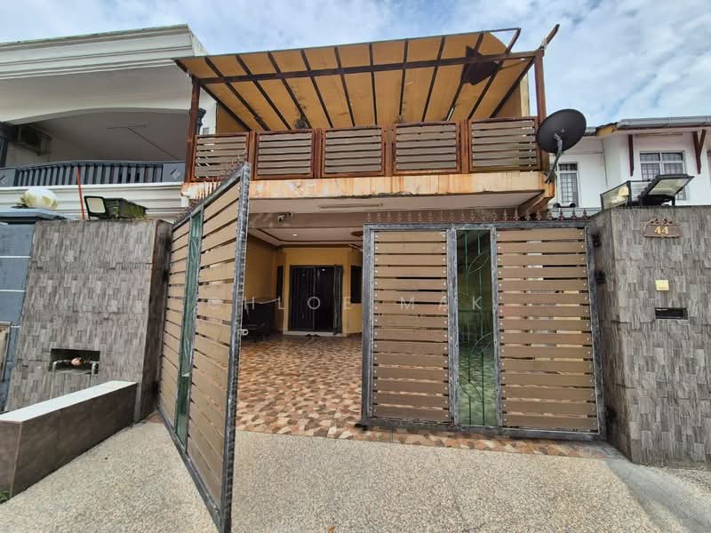 2-storey Terraced House for Rent in Taman Puteri Wangsa (Ulu Tiram) - Chloe Mak - Exterior - PropertyGuru.com.my