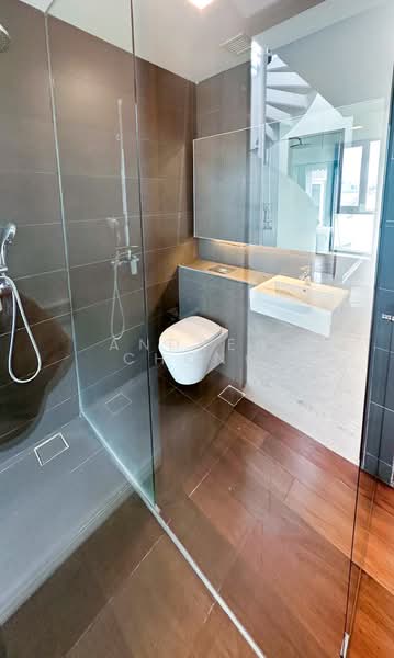 Shorefront Residences untuk Untuk Dijual - RM 2,900,000, Mac 2026 - Bathroom - PropertyGuru.com.my