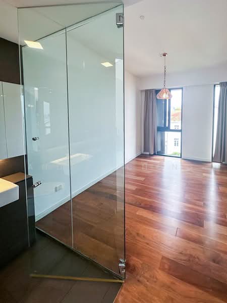 Shorefront Residences untuk Untuk Dijual - RM 2,900,000, Mac 2026 - Bathroom - PropertyGuru.com.my