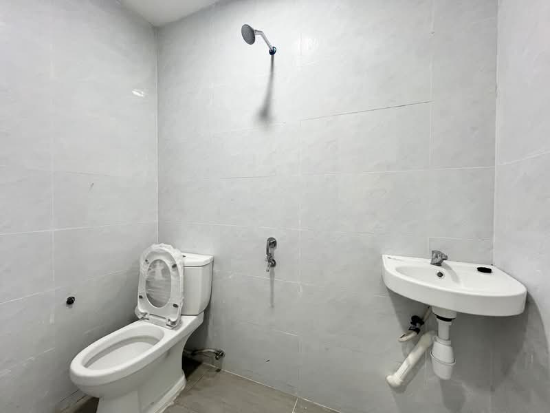 1-storey Terraced House for Sale in Taman Abad (Johor Bahru) - Yik Tat - PropertyGuru.com.my