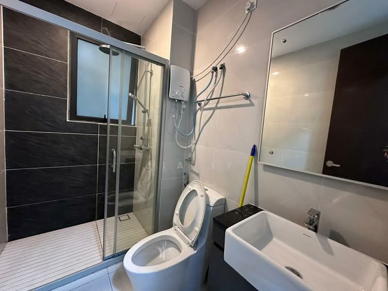Kondominium untuk Disewa di Bay Point @ Country Garden Danga Bay - Jax Yip - Bathroom - PropertyGuru.com.my