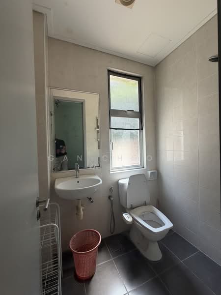 Rumah Teres 2.5 Tingkat untuk Dijual di Subang Heights (Subang Jaya) - Tyson Gan - Bathroom - PropertyGuru.com.my
