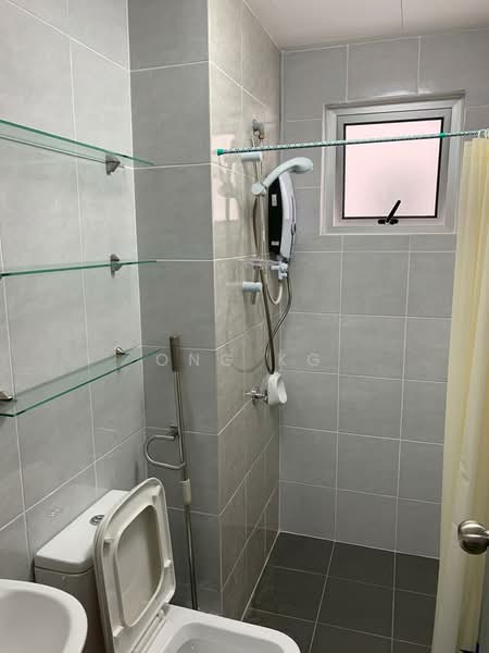 Kondominium untuk Dijual di The Edge Residence - Ong KG - Bathroom - PropertyGuru.com.my