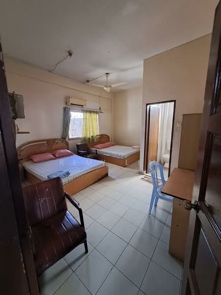 Shop for Sale in Tangkak (Johor) - Remy Lim - Bedroom - PropertyGuru.com.my