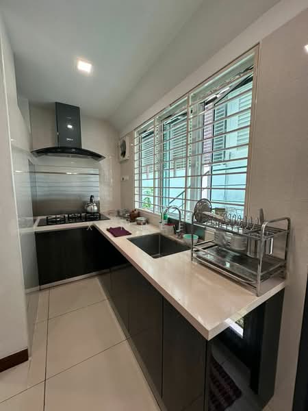 Minden Gardens Residence untuk Untuk Dijual - RM 1,850,000, Mac 2026 - Kitchen - PropertyGuru.com.my