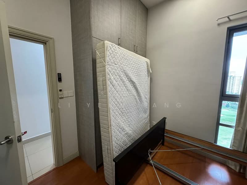 Condominium for Rent at KM1 East - Li Yeun Pang - Bedroom - PropertyGuru.com.my