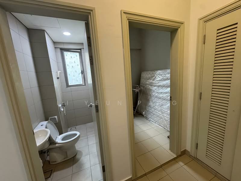 Condominium for Rent at KM1 East - Li Yeun Pang - Bathroom - PropertyGuru.com.my