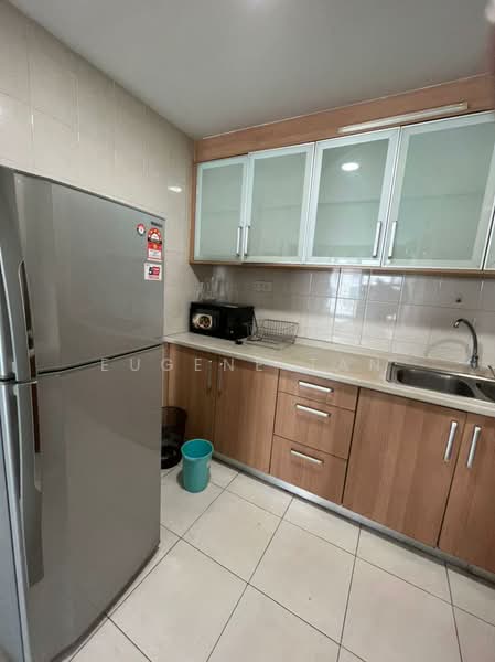 E-Tiara untuk Untuk Disewa - RM 1,850 /bulan, Mac 2026 - Kitchen - PropertyGuru.com.my