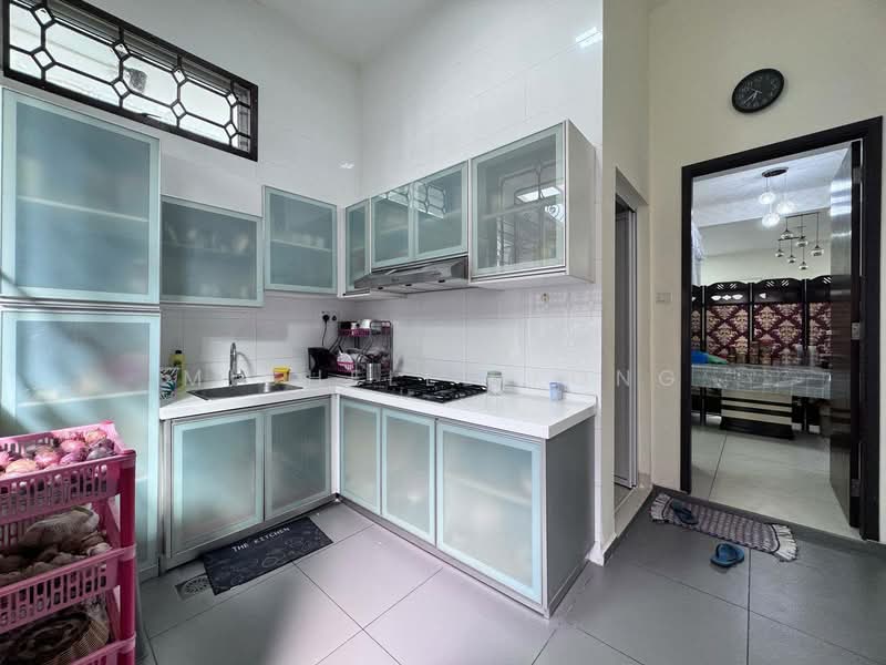 Semi-Detached House for Sale in Taman Ponderosa (Johor Bahru) - Michelle Fong - Kitchen - PropertyGuru.com.my