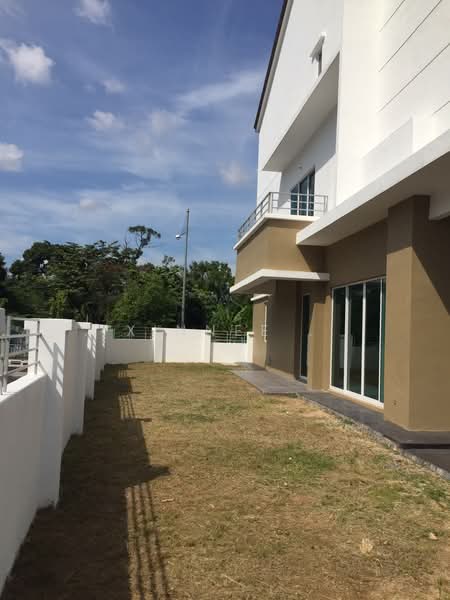 Semi-Detached House for Sale in Sunway Cassia (Batu Maung) - Xinnee . - Exterior - PropertyGuru.com.my