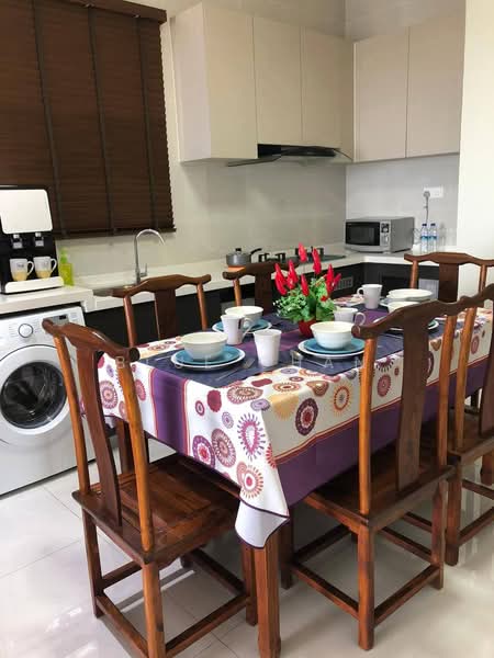 Condominium for Rent at Bay Point @ Country Garden Danga Bay - Blue Chan - Kitchen - PropertyGuru.com.my