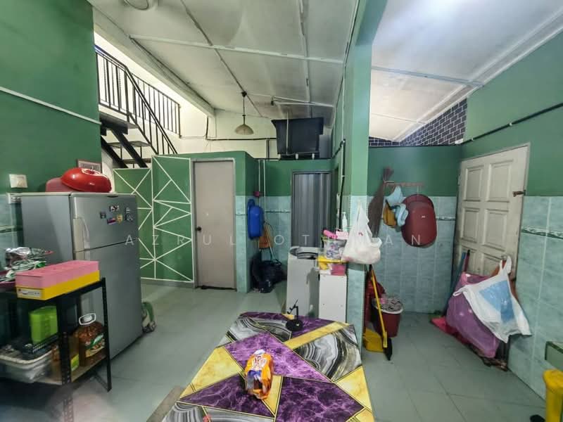 1-storey Terraced House for Sale in Taman Sikamat Indah (Sikamat) - Azrul Othman - Interior - PropertyGuru.com.my