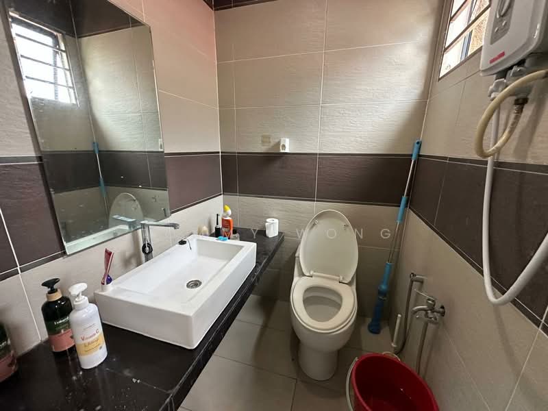 2-storey Terraced House for Sale in Mahkota Cheras (Cheras) - Tommy Wong - Bathroom - PropertyGuru.com.my