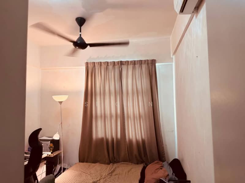 Condominium for Sale at The Zest @ Kinrara 9 - SF Chin - Bedroom - PropertyGuru.com.my