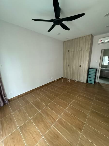 Hillcrest Heights untuk Untuk Disewa - RM 3,000 /bulan, Mac 2026 - Bedroom - PropertyGuru.com.my