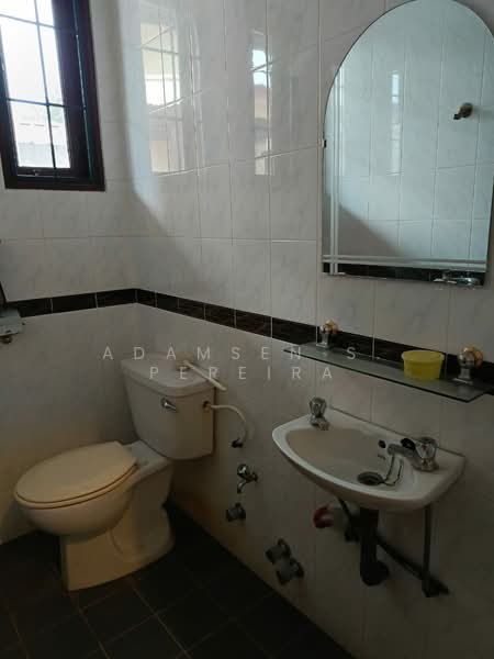 Bungalow for Sale in Seremban (Negeri Sembilan) - Adamsen S. Pereira - Bathroom - PropertyGuru.com.my