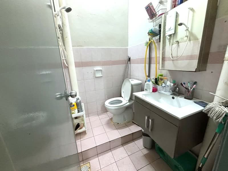 1-storey Terraced House for Sale in Taman Nusa Bestari 2 (Iskandar Puteri (Nusajaya)) - Karl Lim - Bathroom - PropertyGuru.com.my